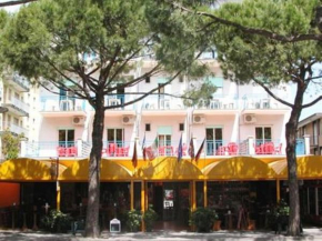 Hotel Canova Lido Di Jesolo